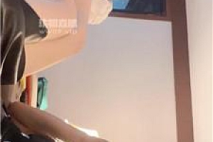 【倪小主】素人闺蜜品尝臭脚丫 JS250716-12