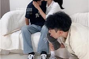 【刘二狗】情侣主-绿帽下跪舔脏鞋白袜 bf55524
