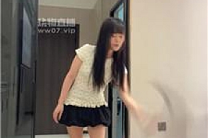 【婉纱】皮鞋白丝踩虐-胯下狗爬 bf55285