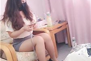 【珍惜女王】骑马骑脖-强制圣水灌 JS250630-31