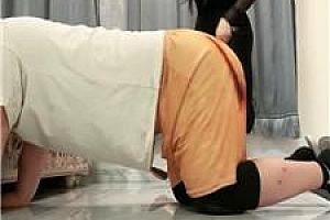 【咸蛋】高跟肉丝美腿踩-骑马胯下辱 JS250627-24