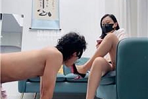 【小妮】职业女神-掐乳虐-臭脚丫深喉 JS250906-3