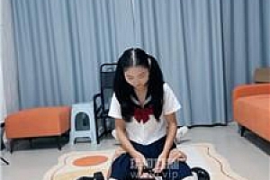 【猴歌】可爱学生妹-白丝腿绞窒息 bf56963