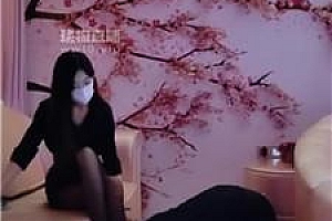 【183模特s】高跟黑丝美腿虐杀【双视角版】 bf56524