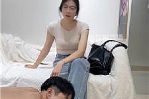 【瑶瑶大小姐】钻胯抽耳光-舔脏鞋白袜 bf56509