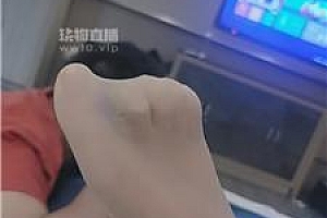 【183模特】肉丝美腿恋足舔【双视角版】 JS250813-24