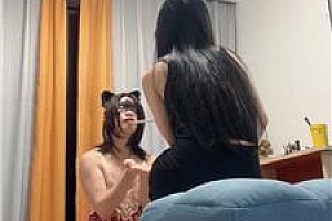 【南月女神】首次体验圈养母狗 bf57918