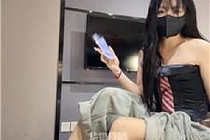 【韩涵】陪酒小妹白袜虐骚奴 JS250928-5