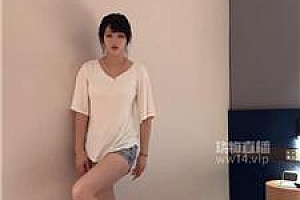 【六六】掐乳-舔脏鞋玉足 JS250927-4