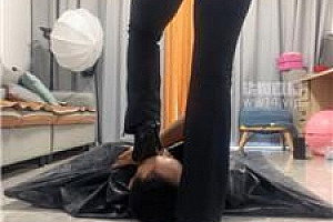 【南月女神】捆绑鞭打-高跟长靴踩 JS250922-22