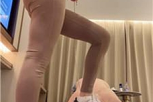 【漫漫大人】健身后脏鞋白袜玩骚奴 bf57642