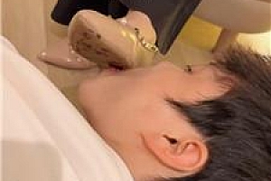 【玥野兔】清理主人脏鞋底 JS250915-22