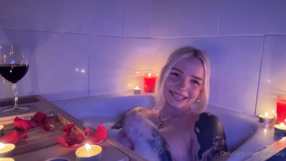 Babyfooji – 情人节自慰指令