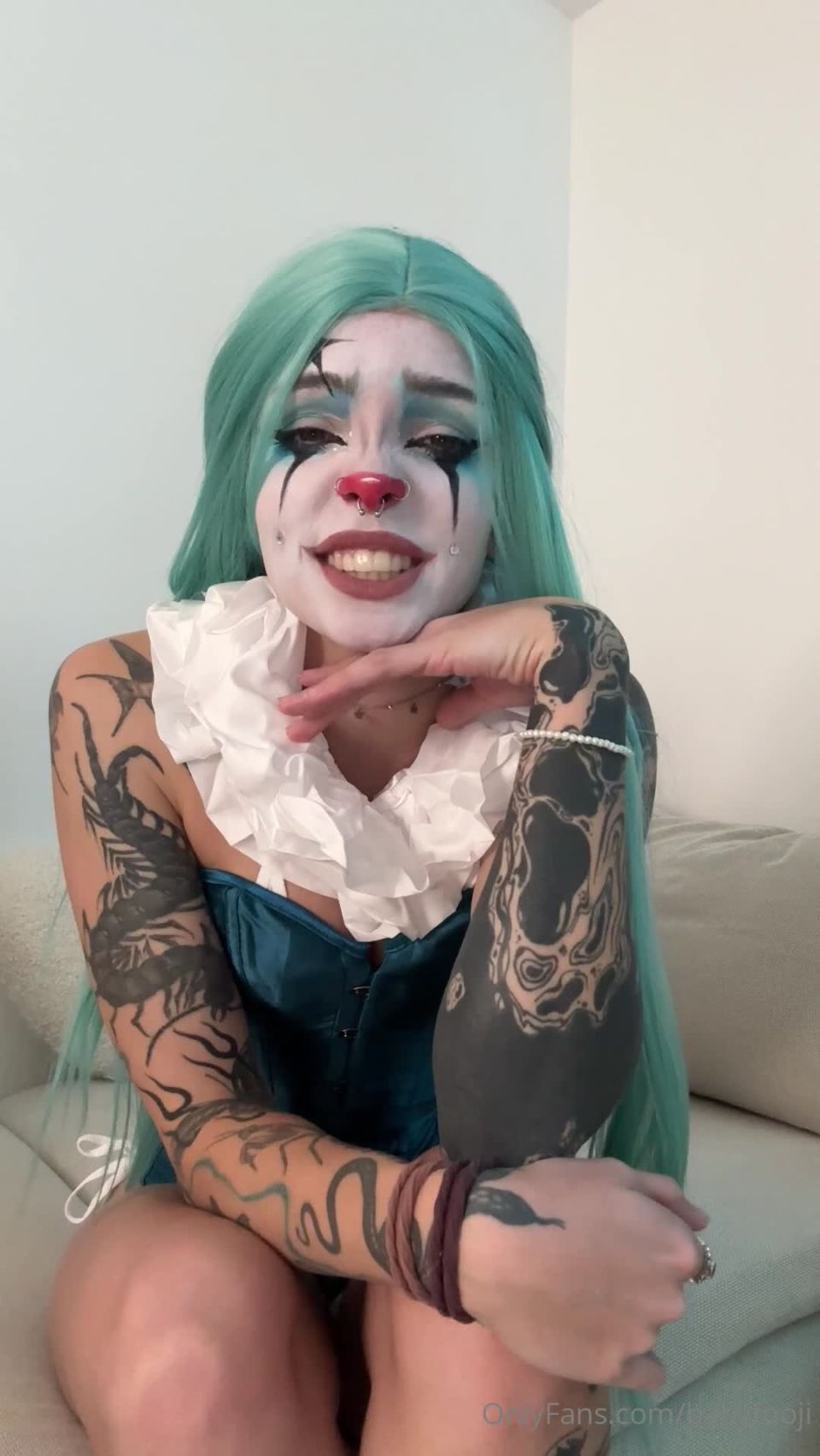 BabyFooji – 火辣小丑