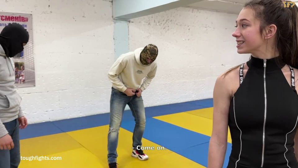 Tough Fights：入侵者爱丽丝 + preview 3